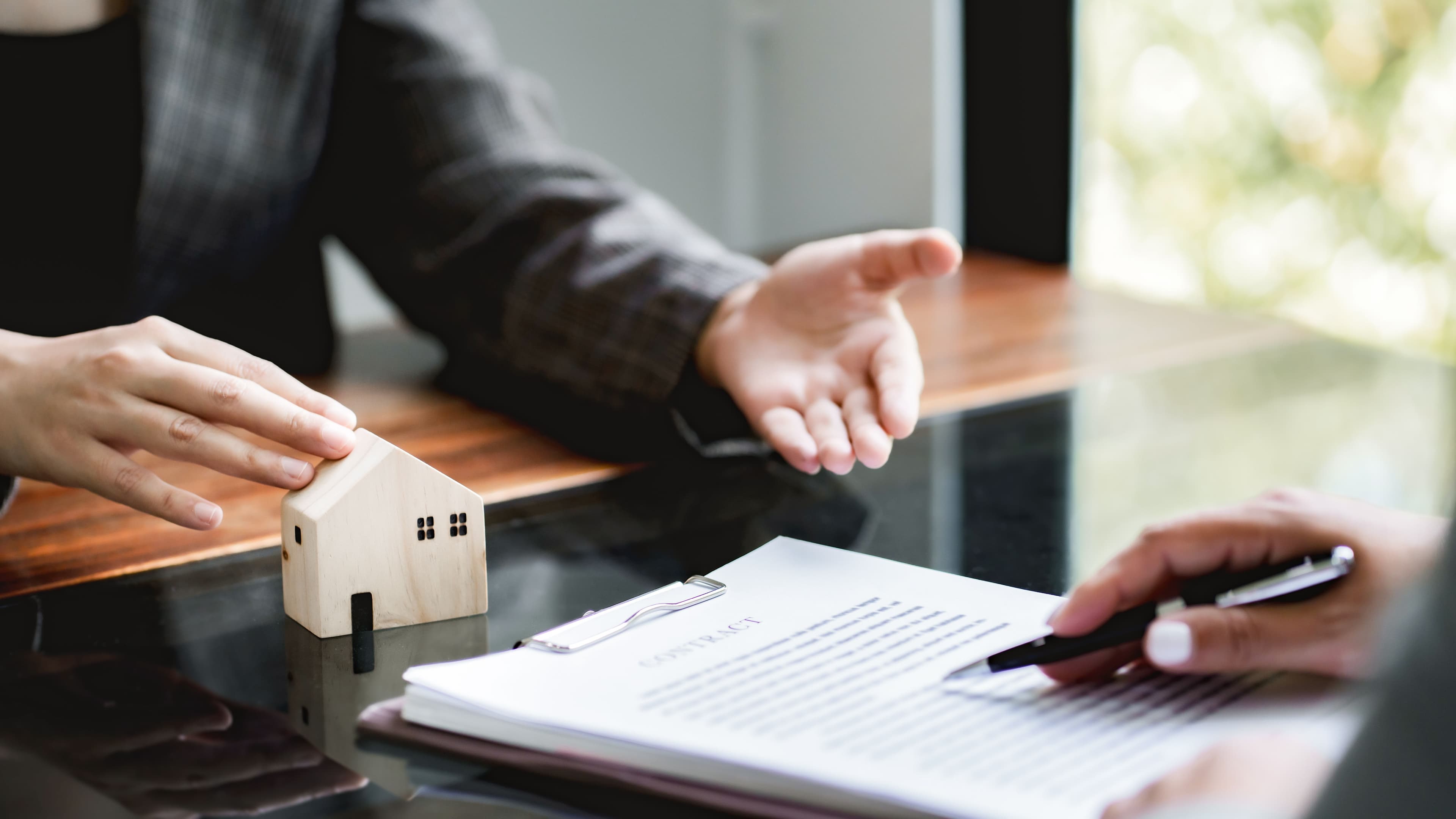 Commercial Property Claims: Protecting Businesses with Gulf Coast Insurance Lawyers image related