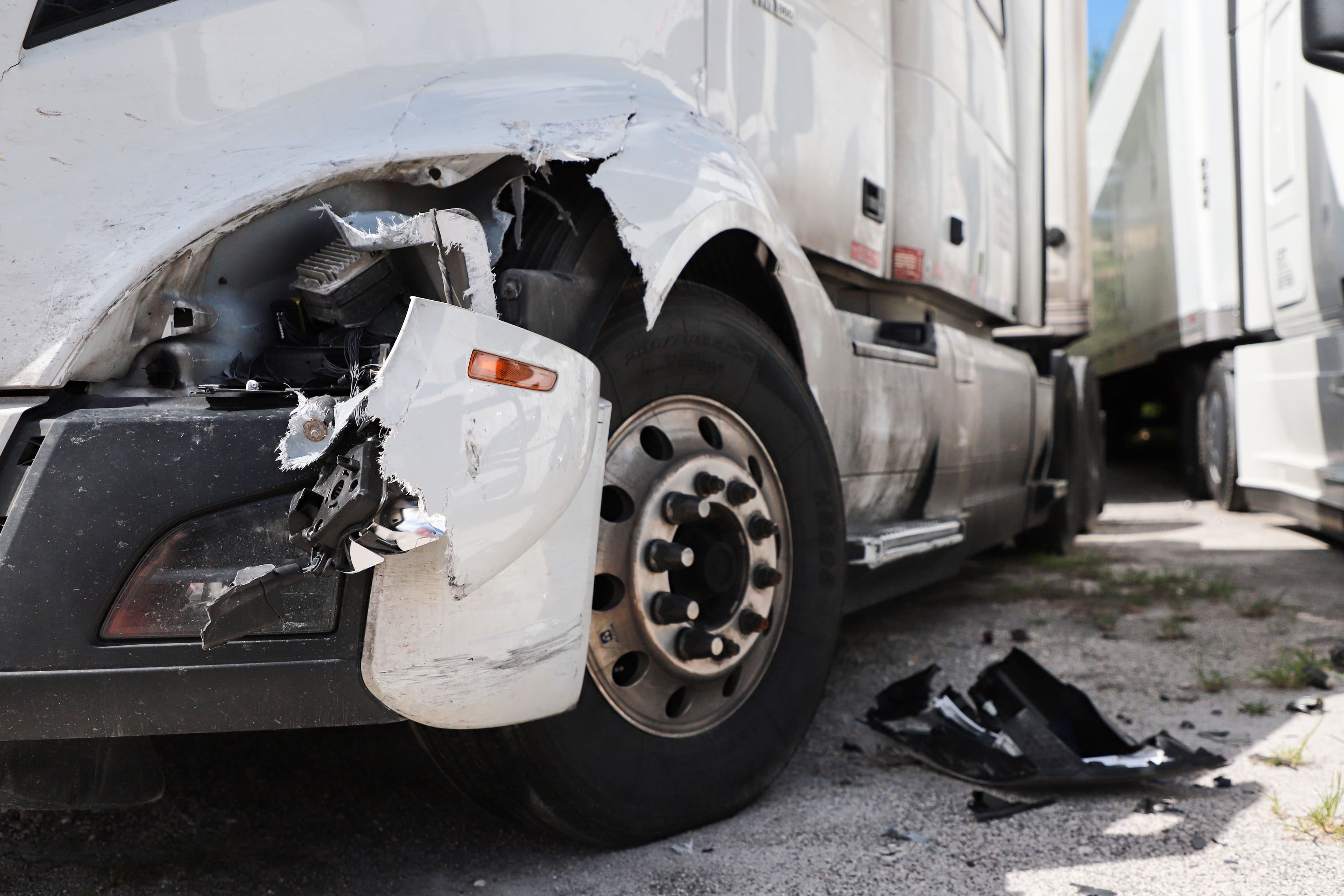 Protecting Your Rights in Truck Accidents: Gulf Coast Insurance Lawyers image related