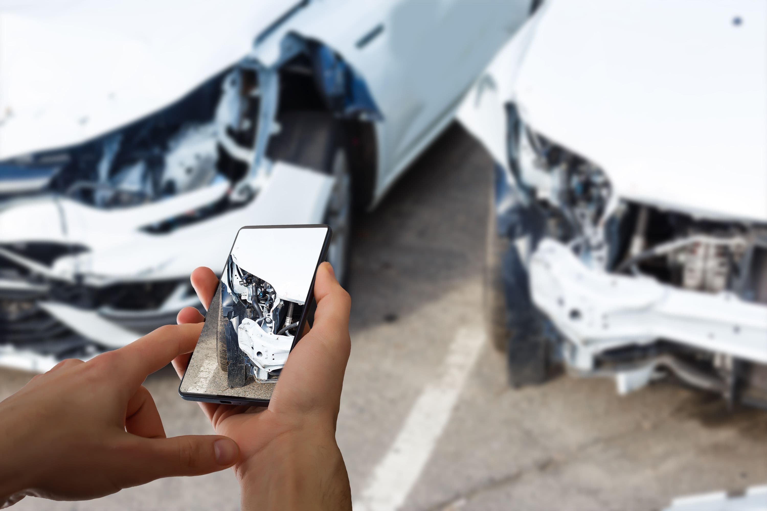 How Gulf Coast Insurance Lawyers Handle Auto Accident Cases image related